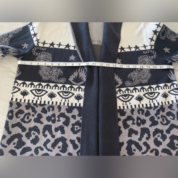 Women's SHANNON PASSERO Open Cotton
Cardigan-Evil Eye, Tiger-S/M - Picture 4 of 9